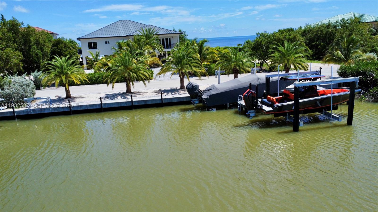 SUNRISE ISLE - Residential