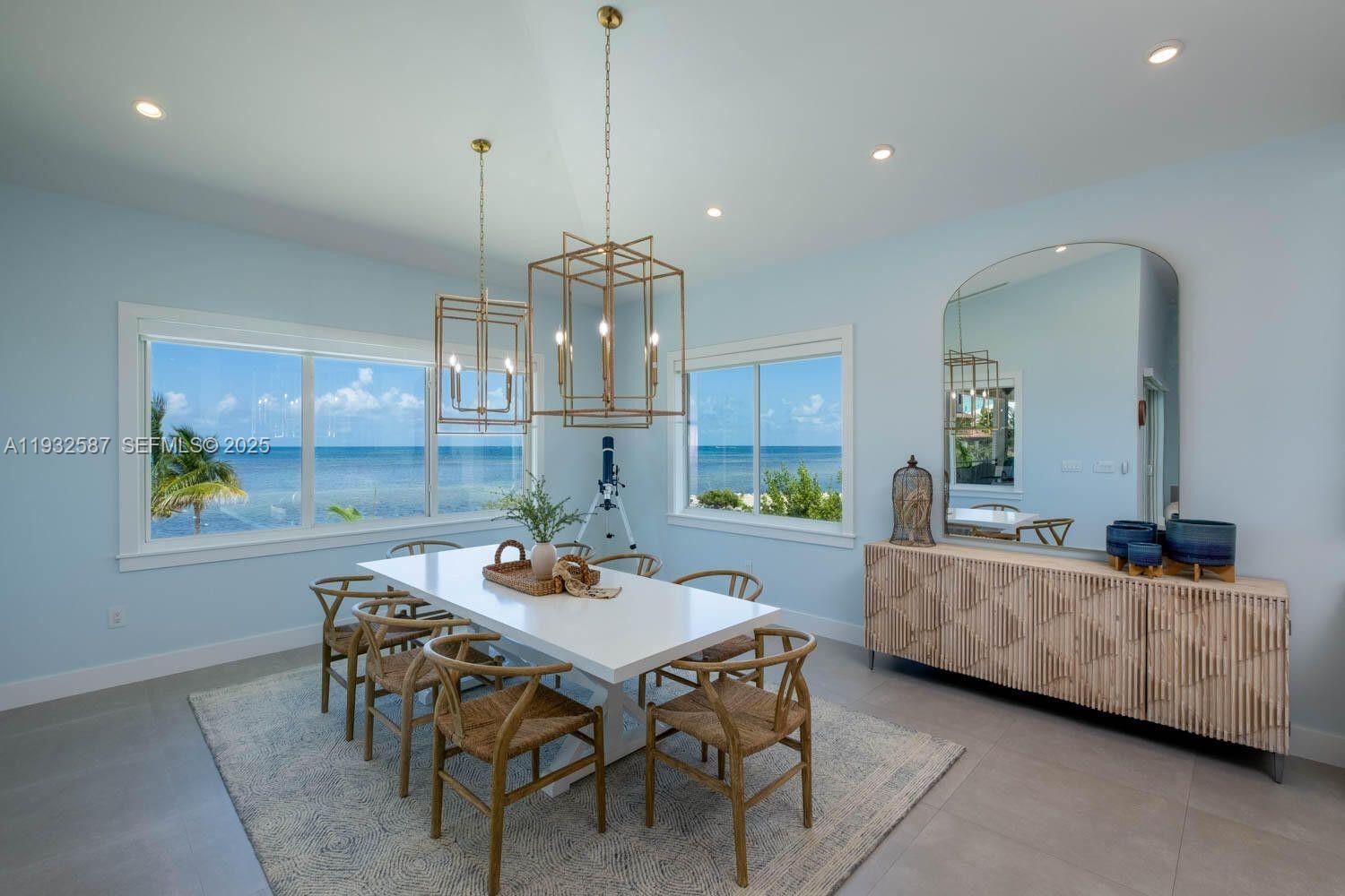 SUNRISE ISLE - Residential