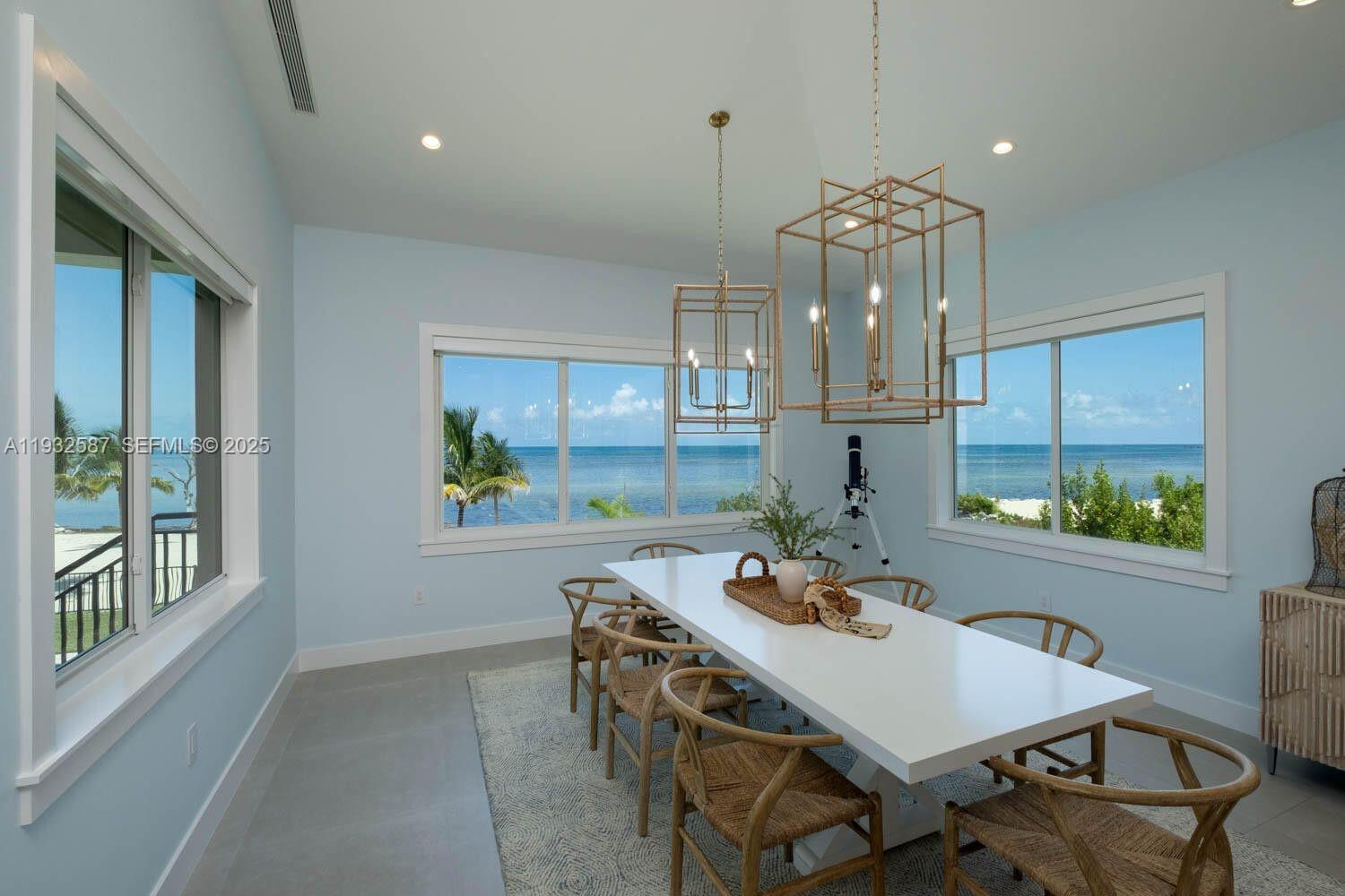 SUNRISE ISLE - Residential