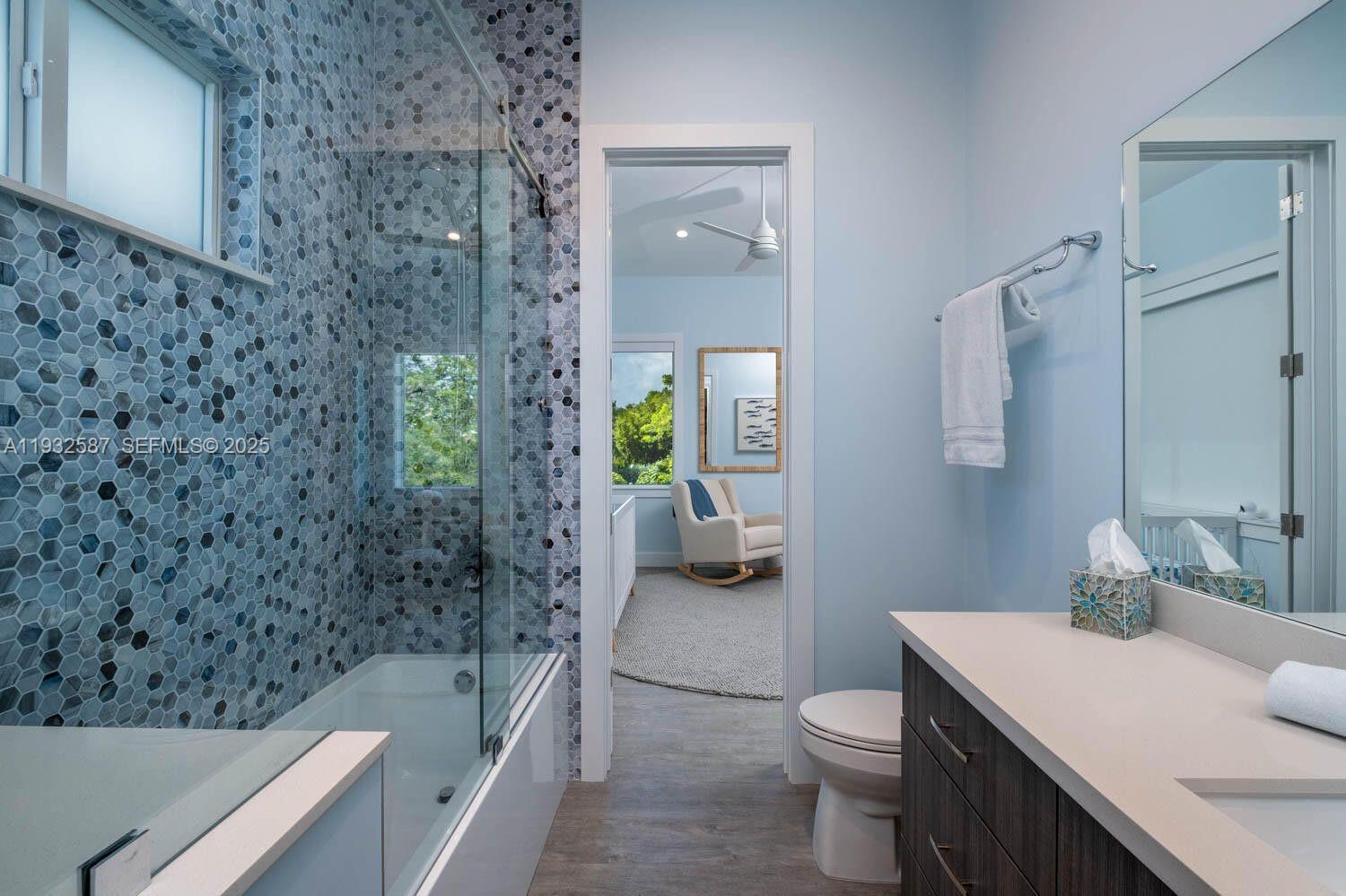 SUNRISE ISLE - Residential