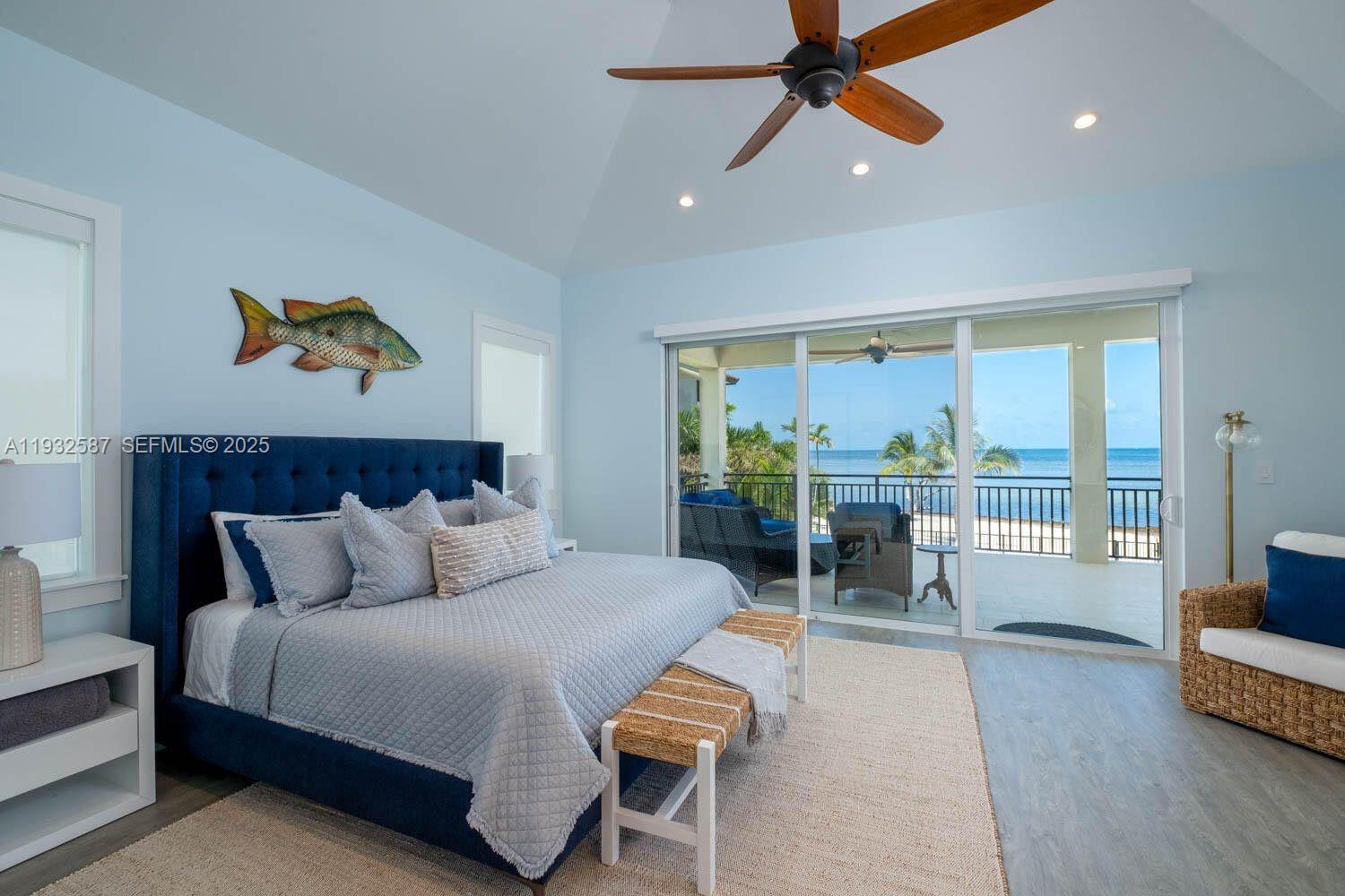 SUNRISE ISLE - Residential