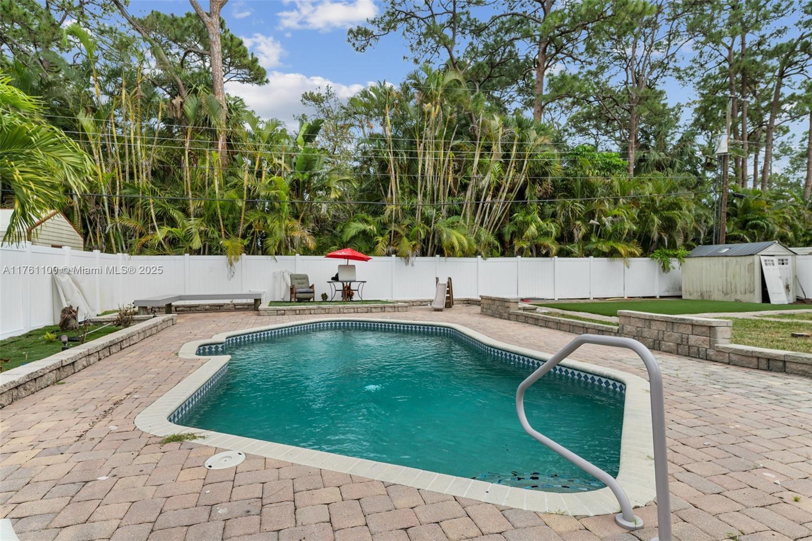 FOREST ESTATES - Residential