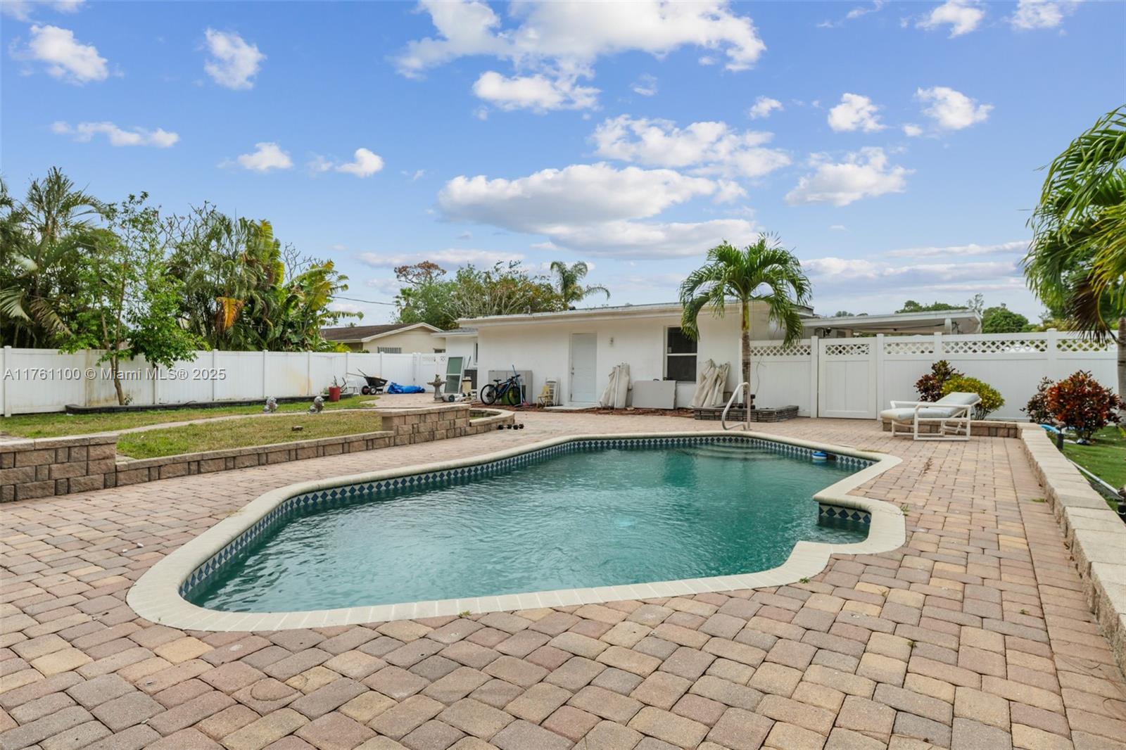 FOREST ESTATES - Residential