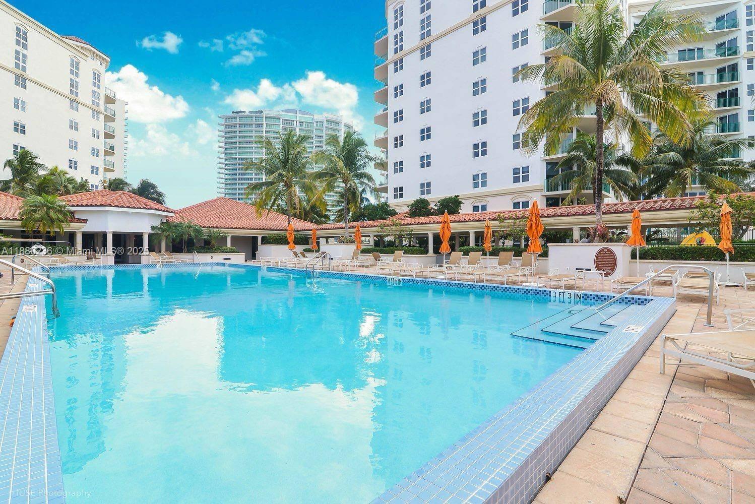 TURNBERRY VLG NO TOWER CO - Residential Lease