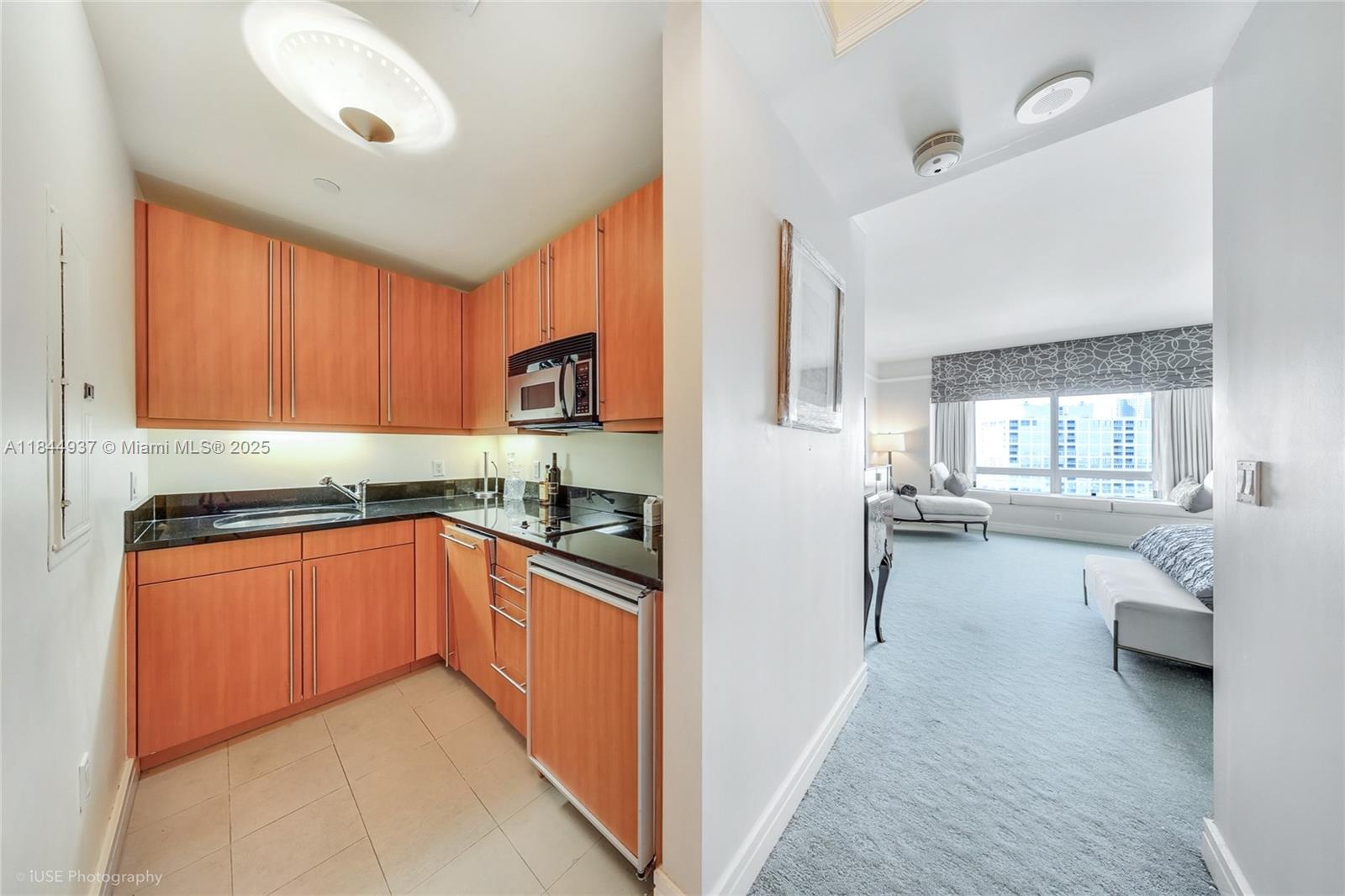 MILLENNIUM TOWER CONDOMIN - Residential