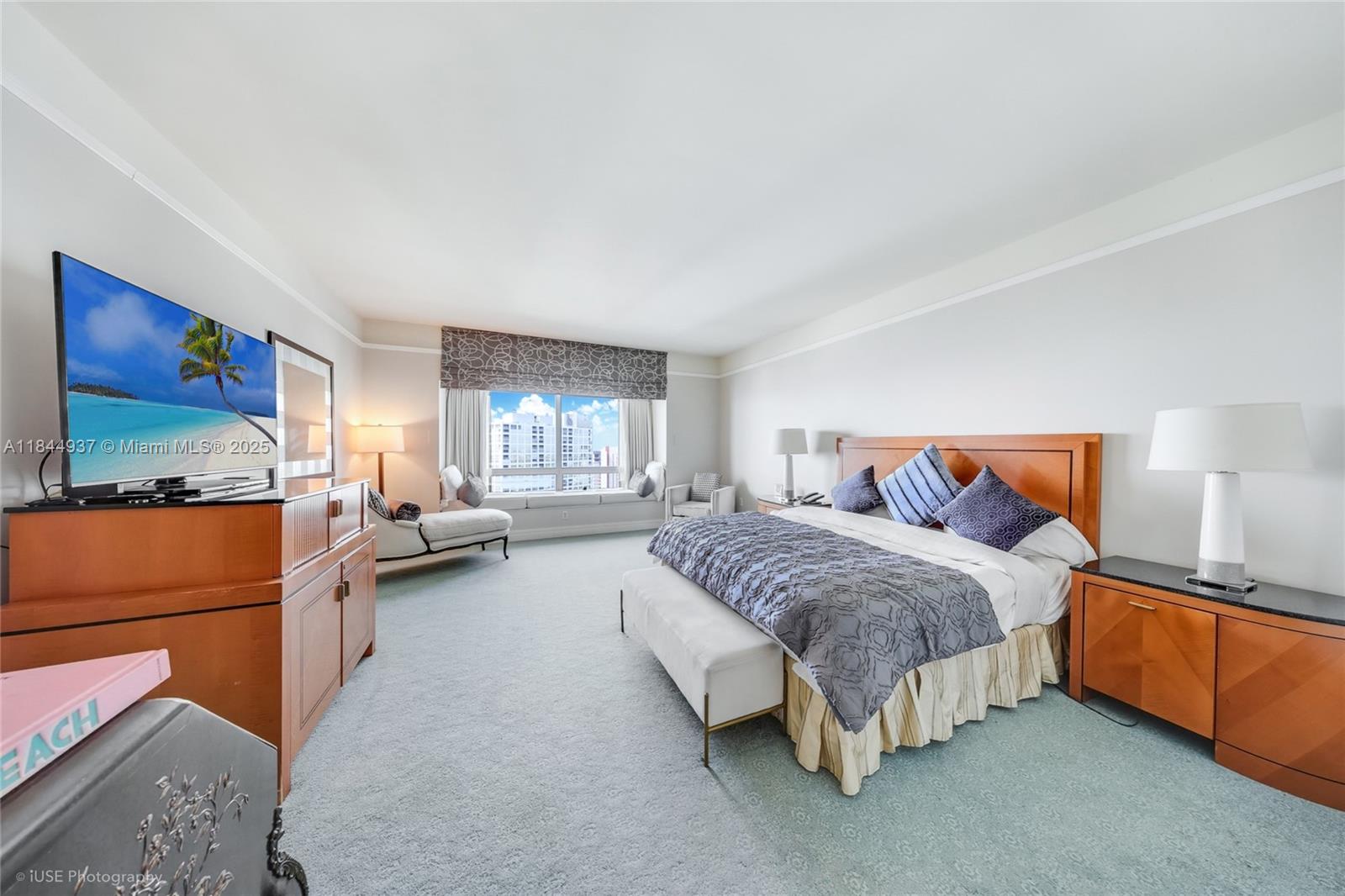 MILLENNIUM TOWER CONDOMIN - Residential