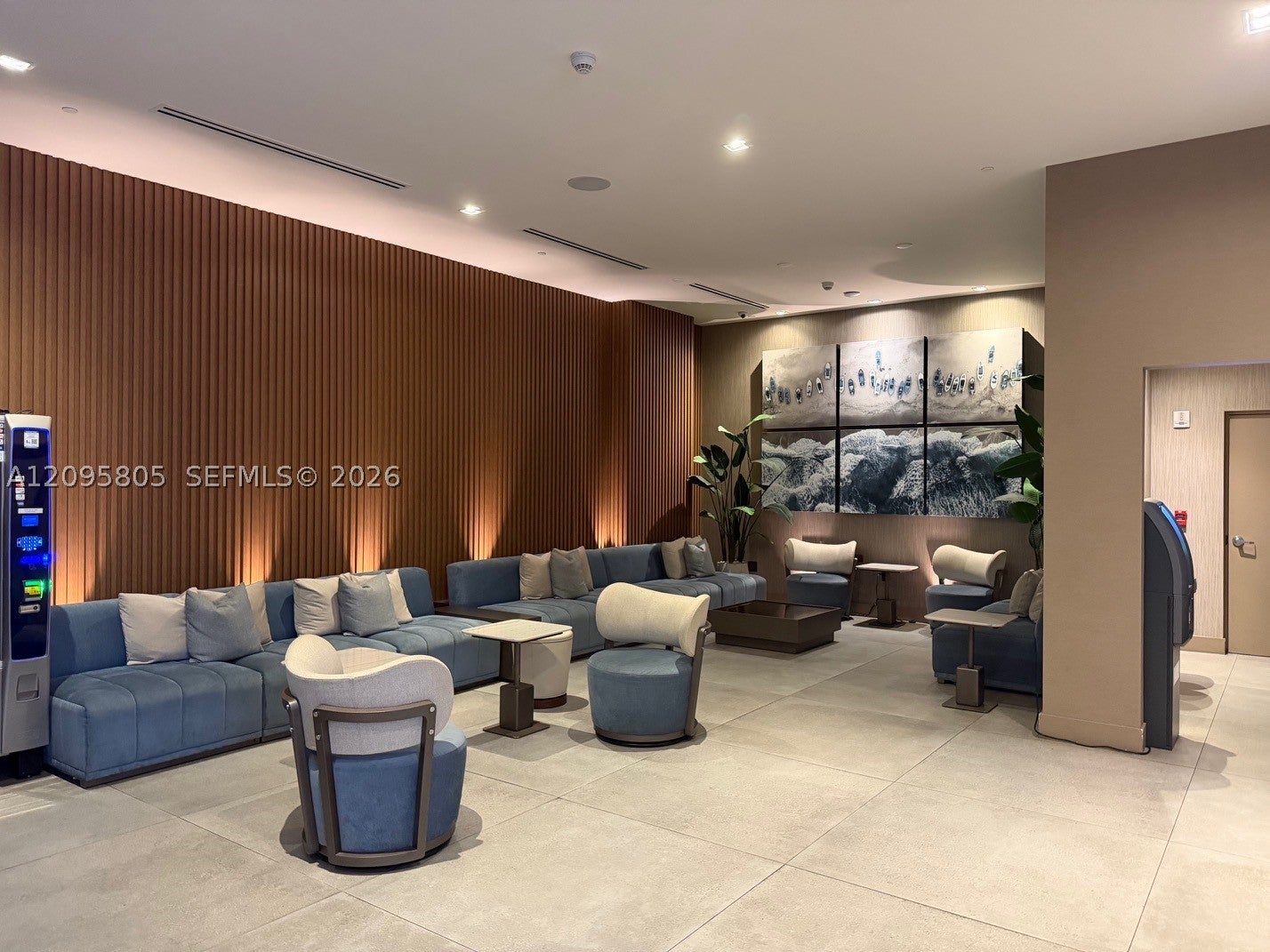 229 SW 9th St 508