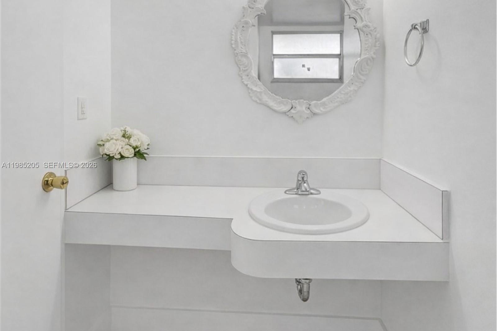 JADE WINDS GROUP-DAISY GA - Residential