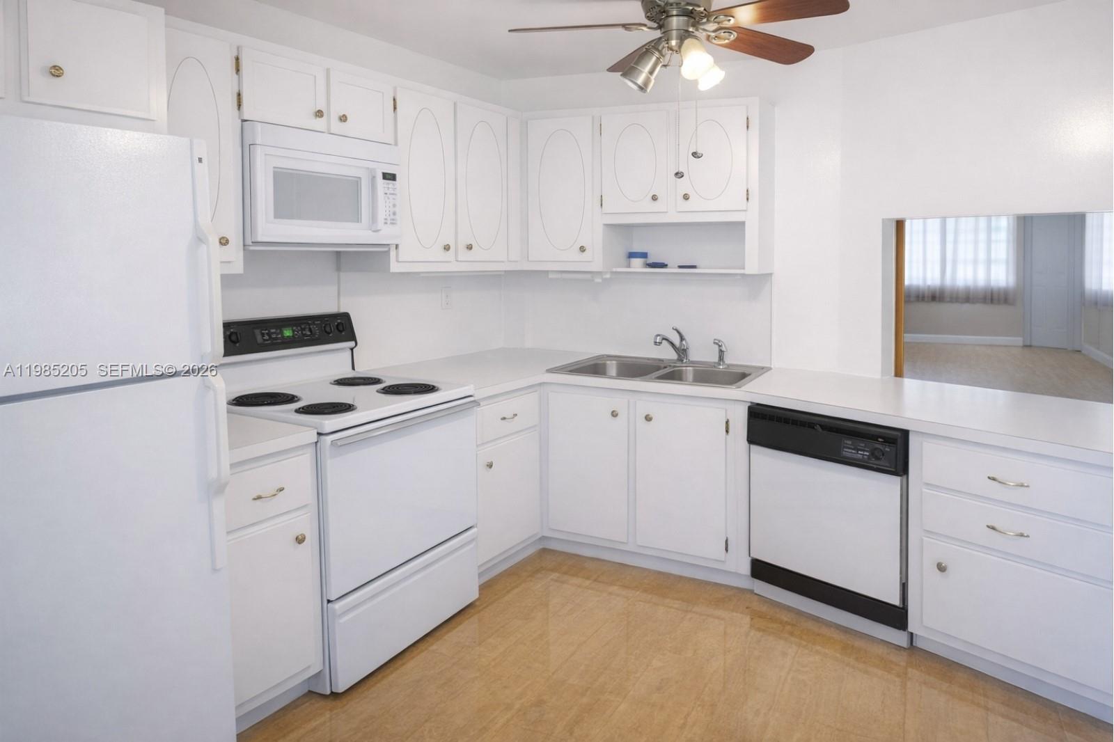 JADE WINDS GROUP-DAISY GA - Residential