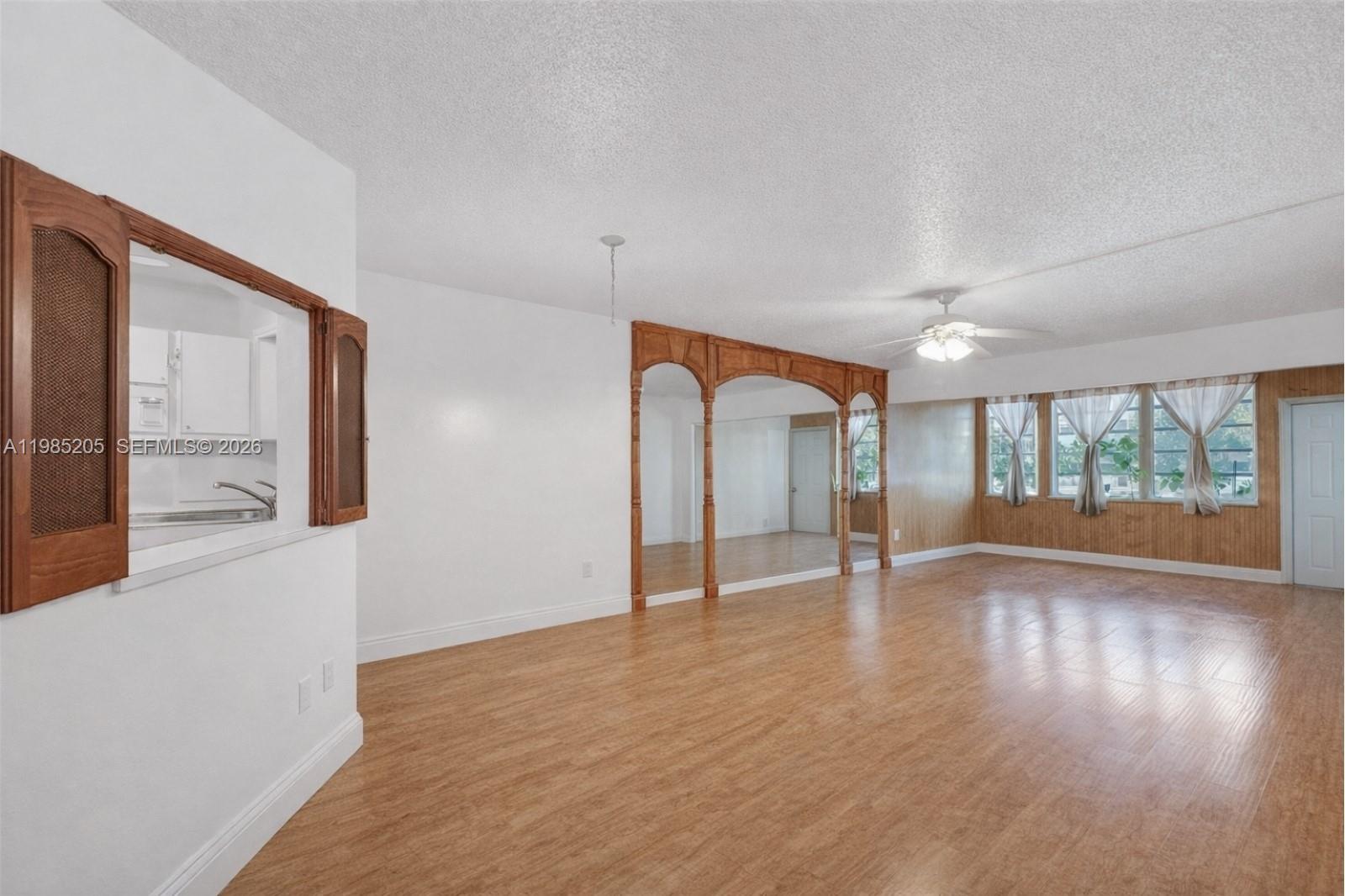 1750 NE 191st St 106-1