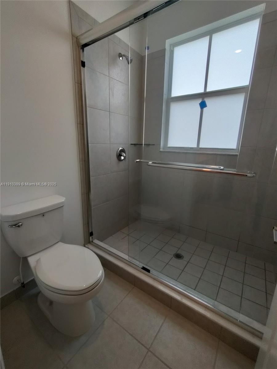 SUNSET TRAILS - Residential Lease