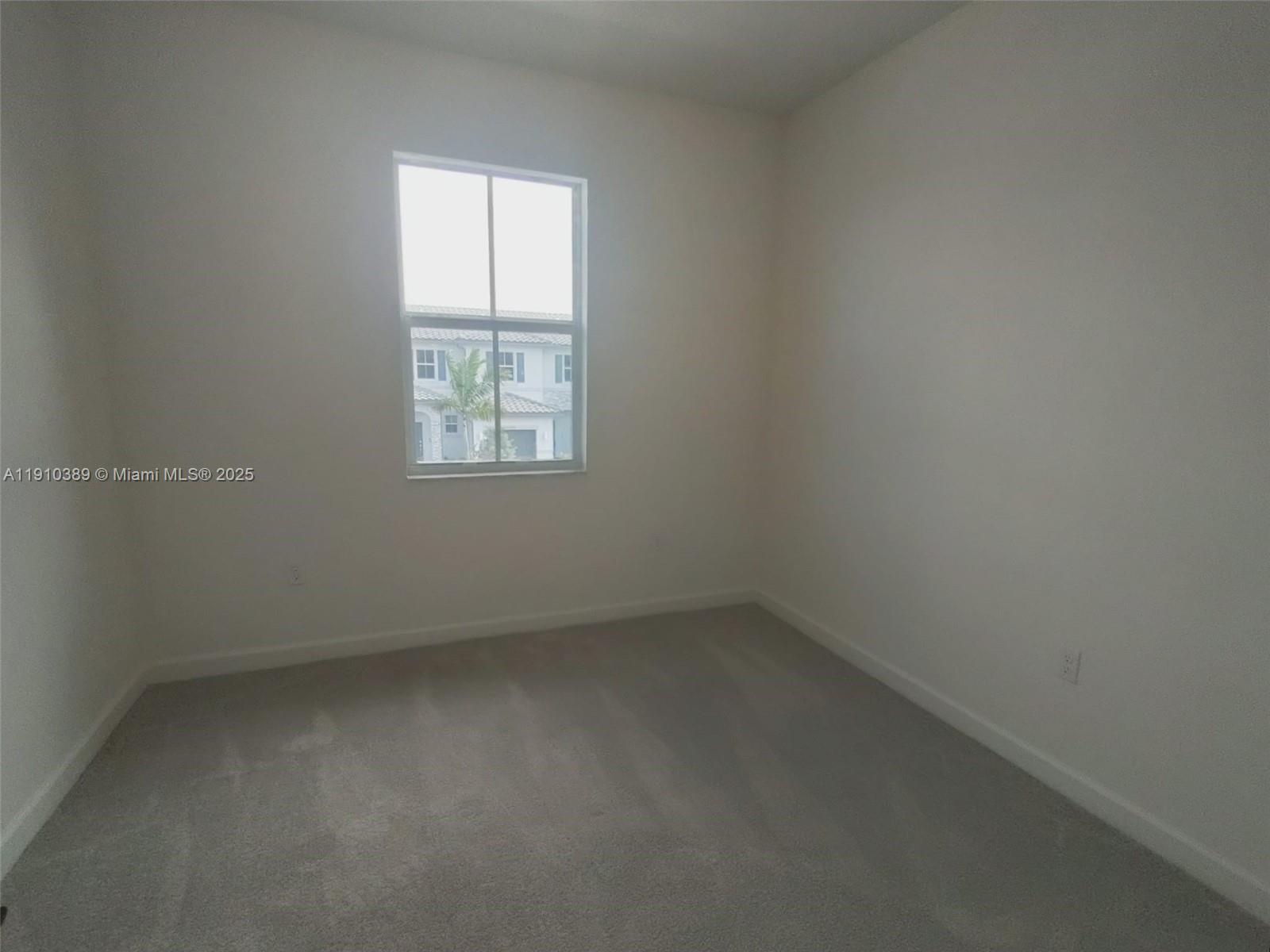 SUNSET TRAILS - Residential Lease