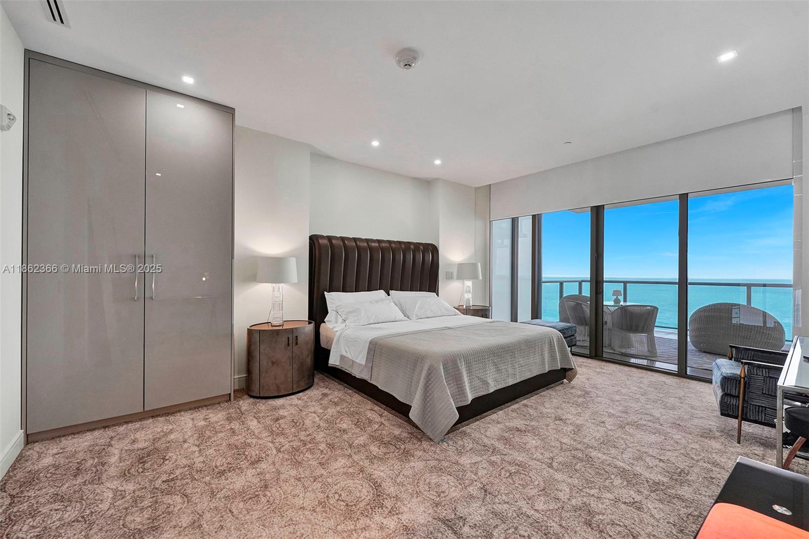 BAL HARBOUR CENTER CONDO - Residential