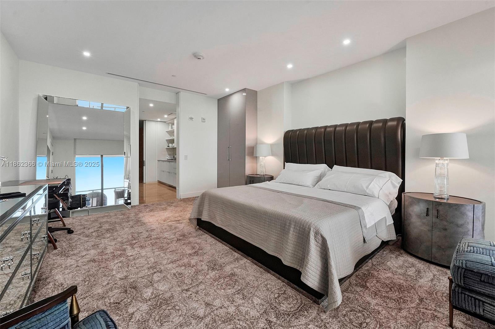 BAL HARBOUR CENTER CONDO - Residential