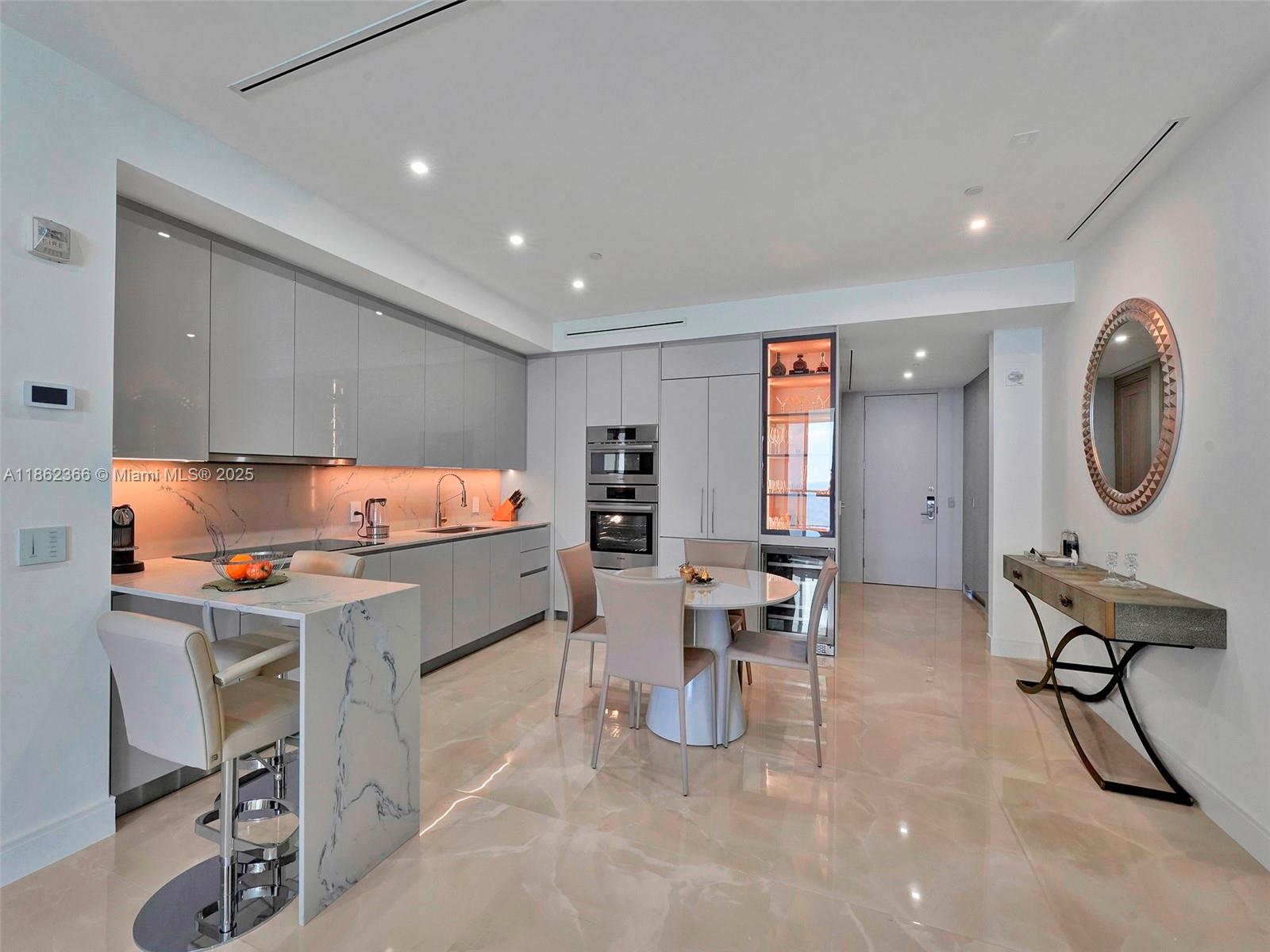 BAL HARBOUR CENTER CONDO - Residential