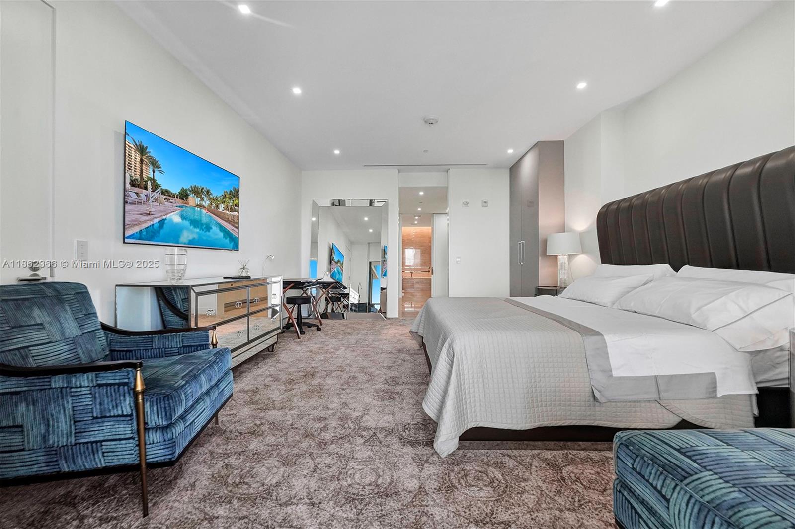 BAL HARBOUR CENTER CONDO - Residential