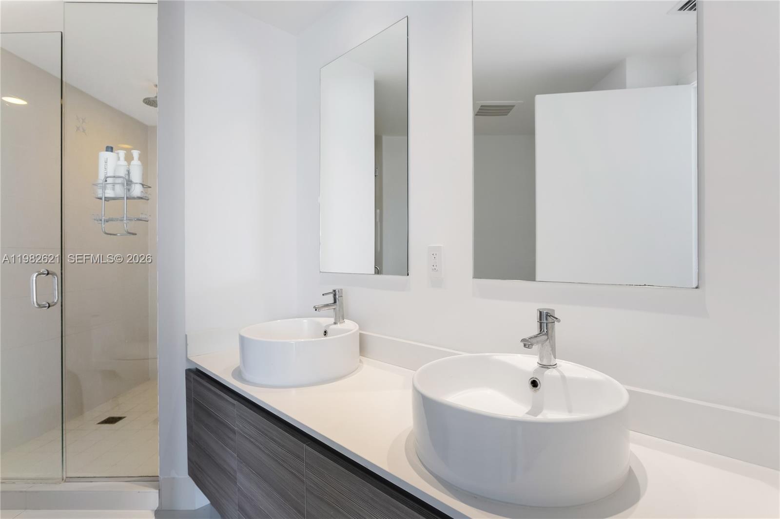 3401 MIDTOWN CONDO - Residential