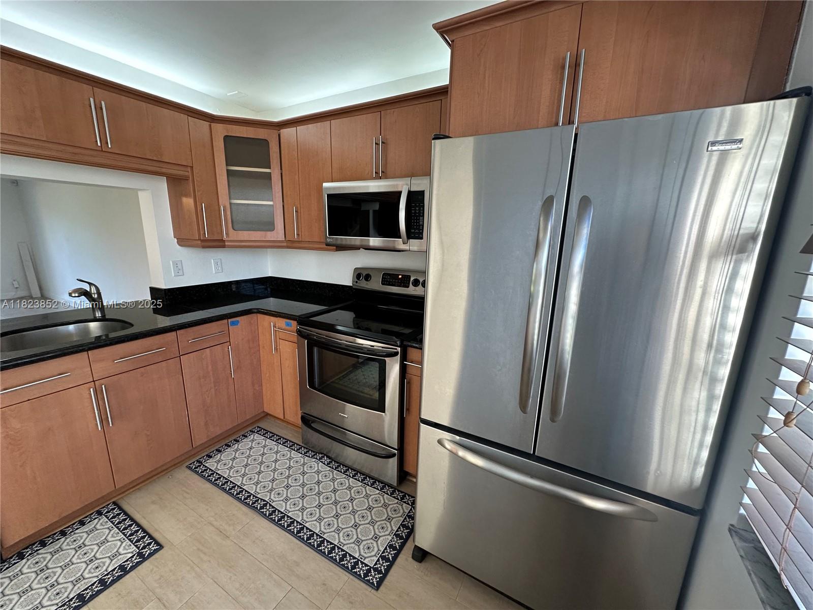 Rental Property at 10757 Nw 11th St 10757, Pembroke Pines, Miami-Dade County, Florida - Bedrooms: 2 
Bathrooms: 3  - $2,450 MO.
