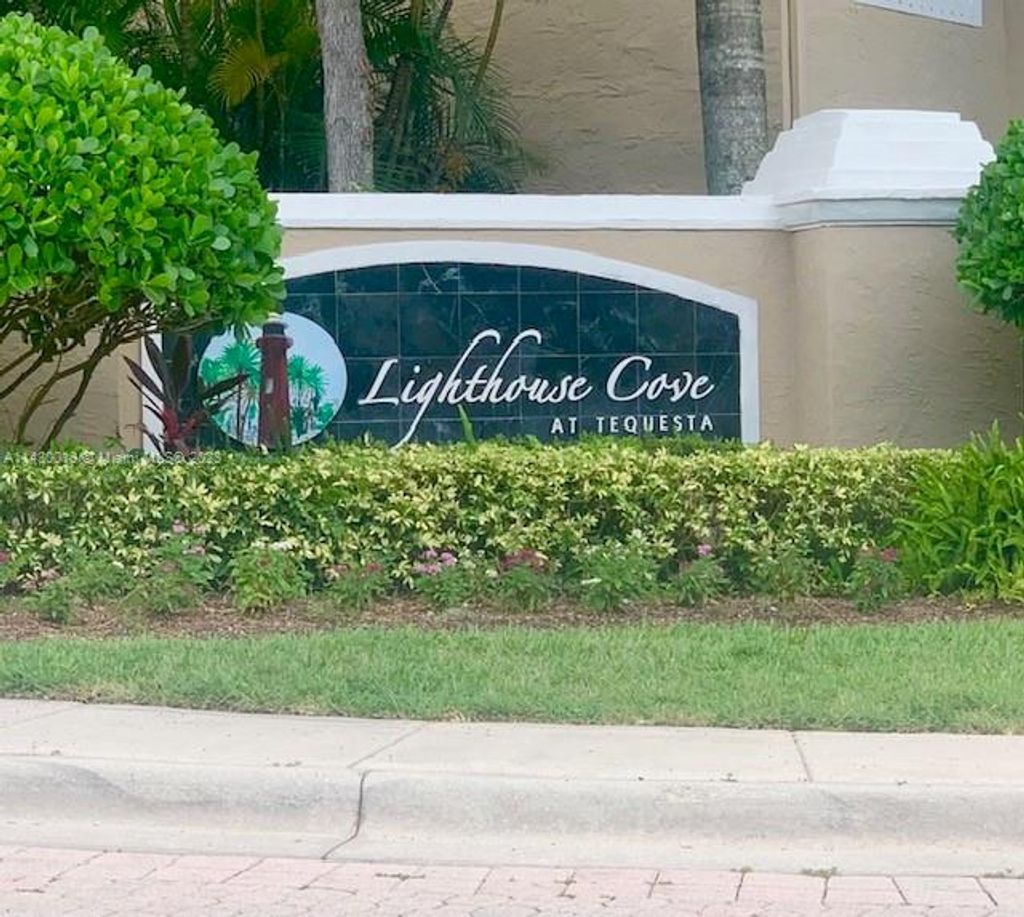 Photo of 260 Village Blvd #5203, Tequesta, FL 33469 (MLS # A11430013)