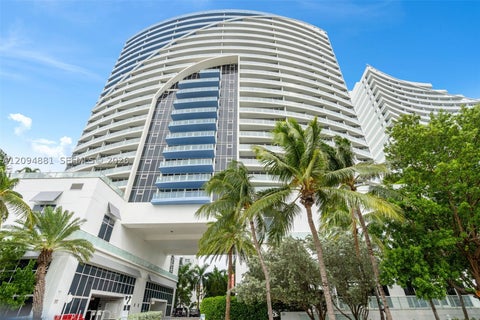 Photo of 3101 Bayshore Dr #509, Fort Lauderdale, FL 33304 (MLS # A12094881)