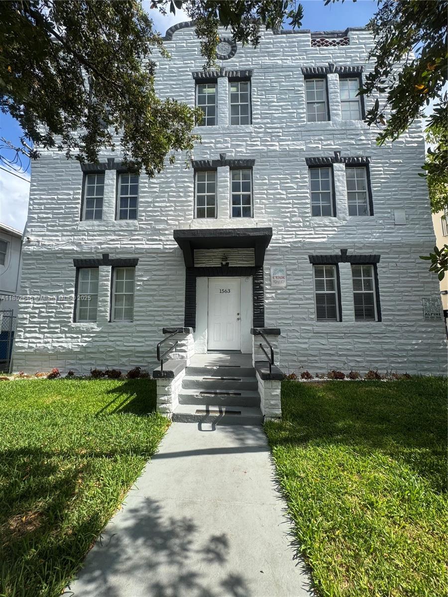 1563 Sw 2nd St 05, Miami, Broward County, Florida - 1 Bathrooms - 