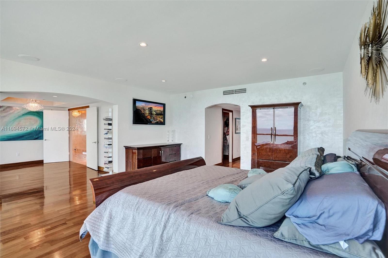 LAS OLAS BEACH CLUB CONDO - Residential