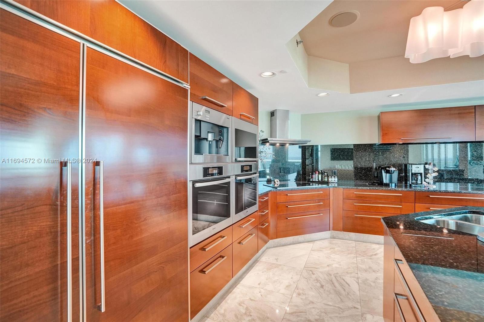 LAS OLAS BEACH CLUB CONDO - Residential