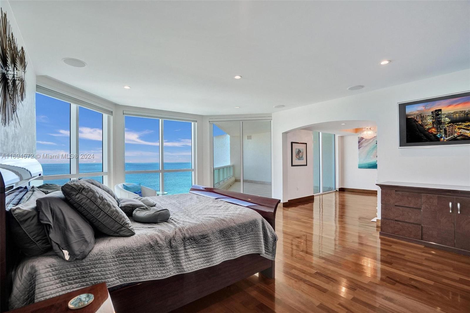 LAS OLAS BEACH CLUB CONDO - Residential