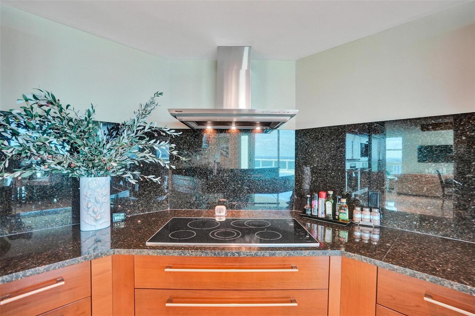 LAS OLAS BEACH CLUB CONDO - Residential