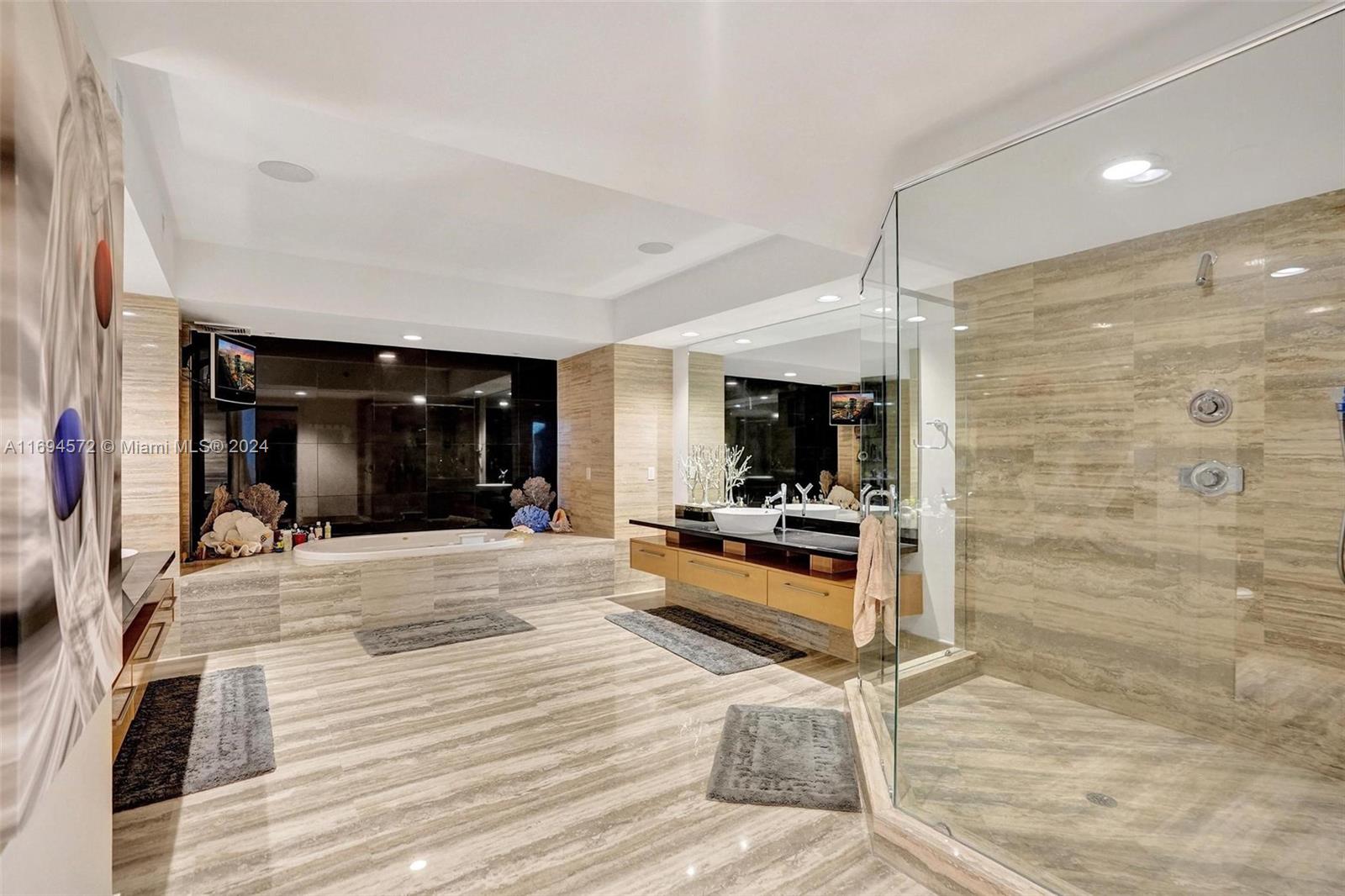 LAS OLAS BEACH CLUB CONDO - Residential