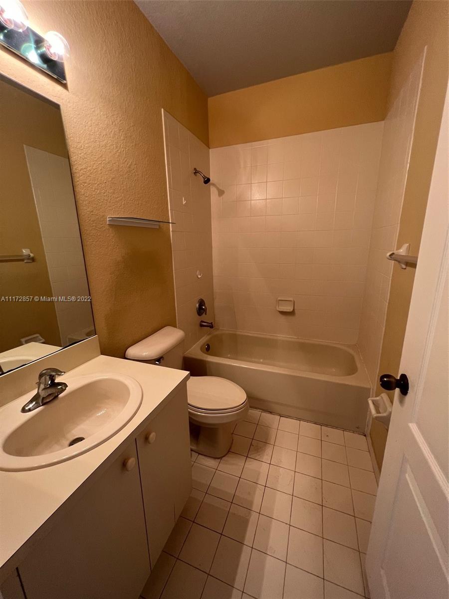 SANTA BARBARA 1ST ADDN - Residential