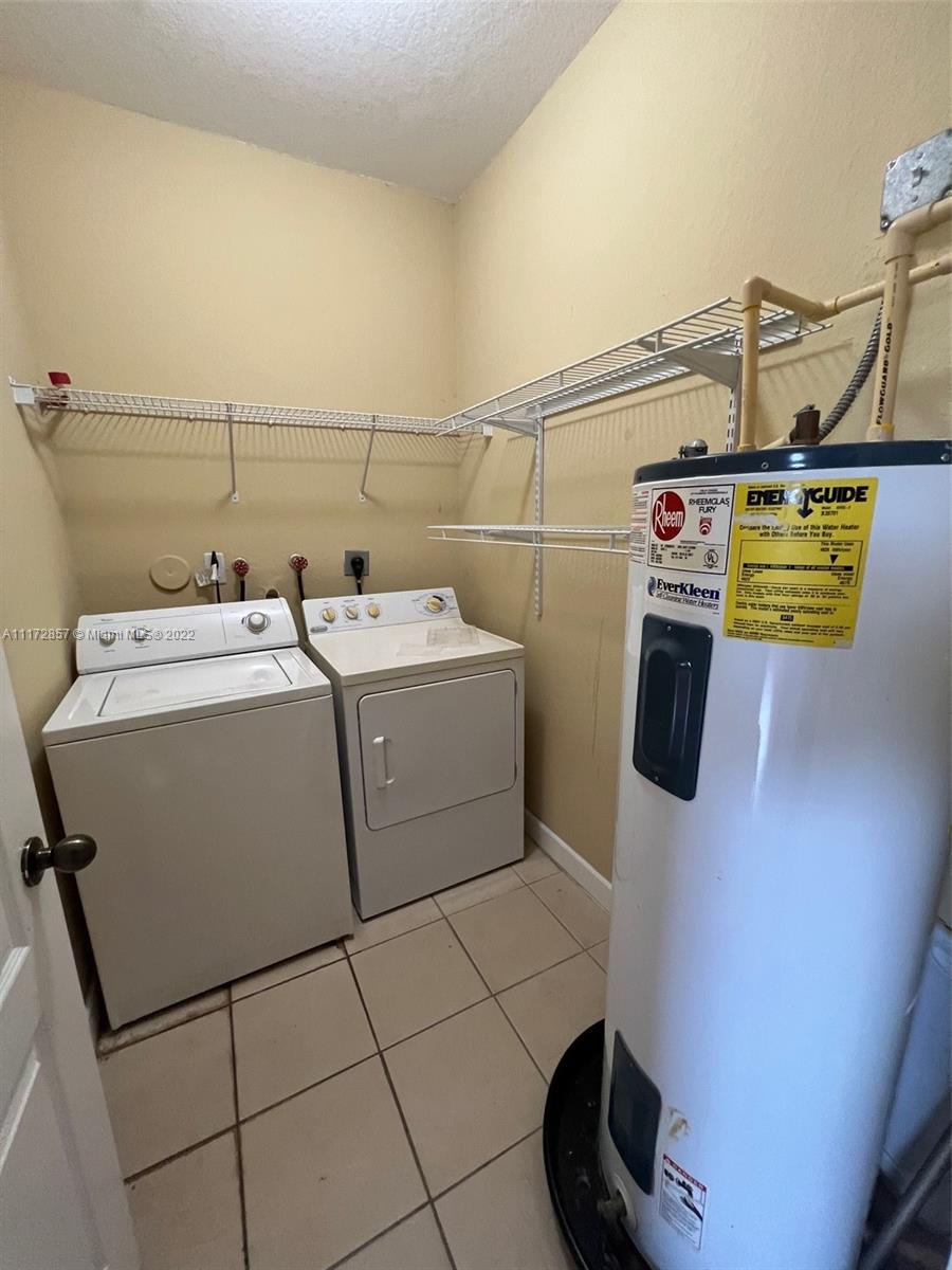 SANTA BARBARA 1ST ADDN - Residential