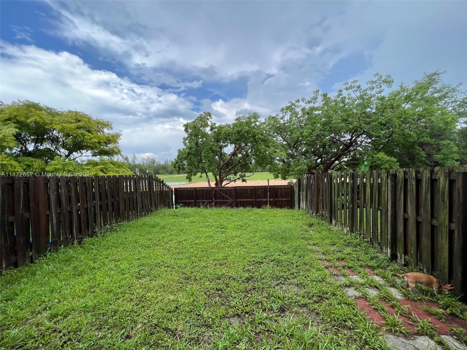 SANTA BARBARA 1ST ADDN - Residential