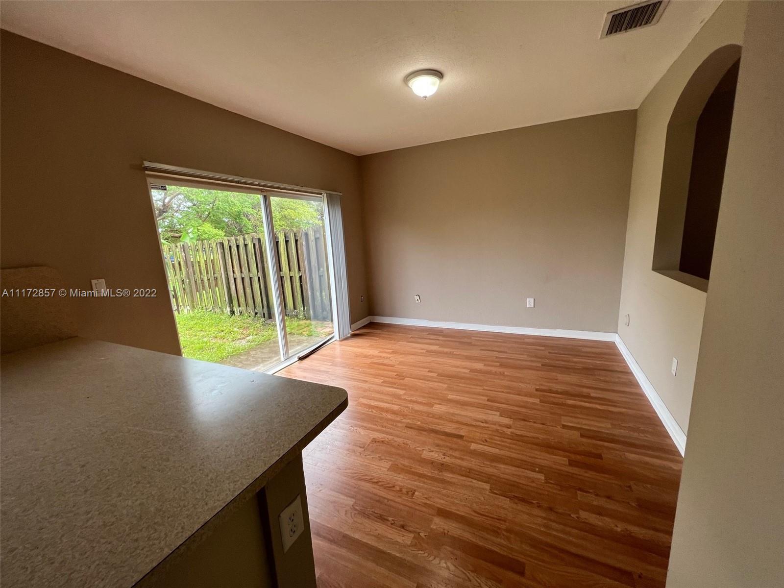 SANTA BARBARA 1ST ADDN - Residential