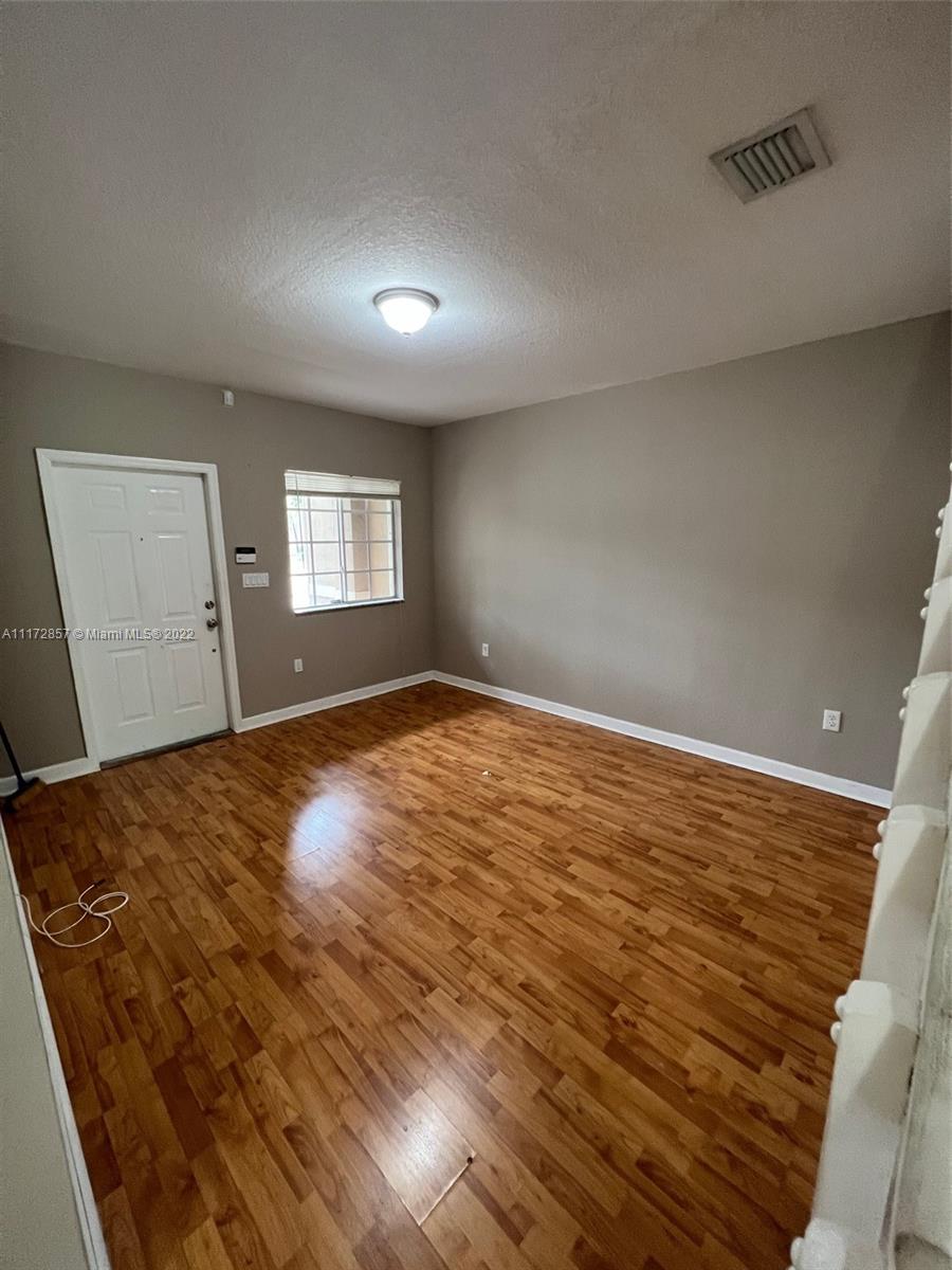 SANTA BARBARA 1ST ADDN - Residential