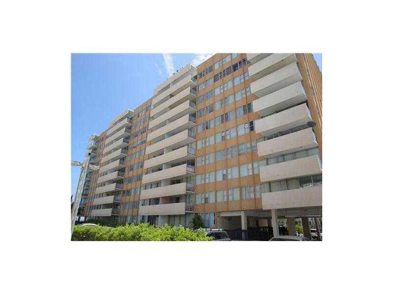 Spacious 1Bed / 1Bath Centrally located in North Bay Village. Laminated floors throughout. Plenty of closet space. Beautiful bay and pool view. Condo has great amenities! Gym, laundry room in every floor, heated pool, BBQ areas and more.