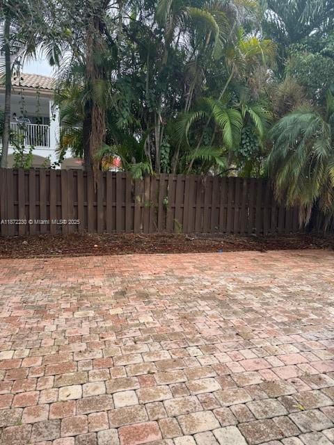 DORAL ISLES PACIFICA - Residential Lease