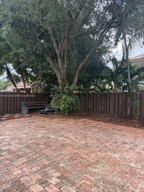 DORAL ISLES PACIFICA - Residential Lease