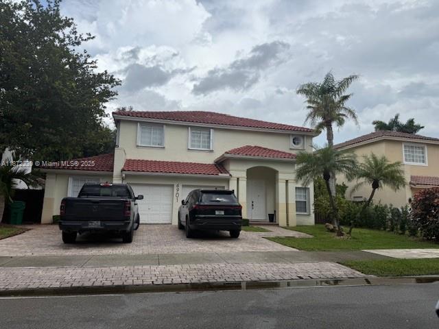 Beautiful and comfortable single family home for rent at amazing community Doral Isles at Pacifica. This spectacular house has 5 bedrooms and 3 bathroom with wood flooring, double car garage and patio. Great location and the community have amazing amenities, club house, tennis court, play area for kids, restaurant and more.