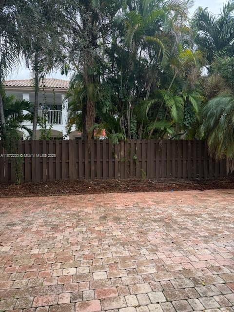 DORAL ISLES PACIFICA - Residential Lease