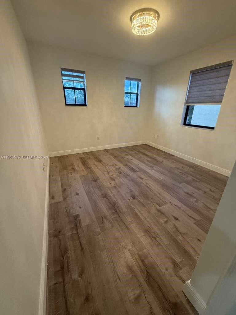 DORAL BREEZE - Residential