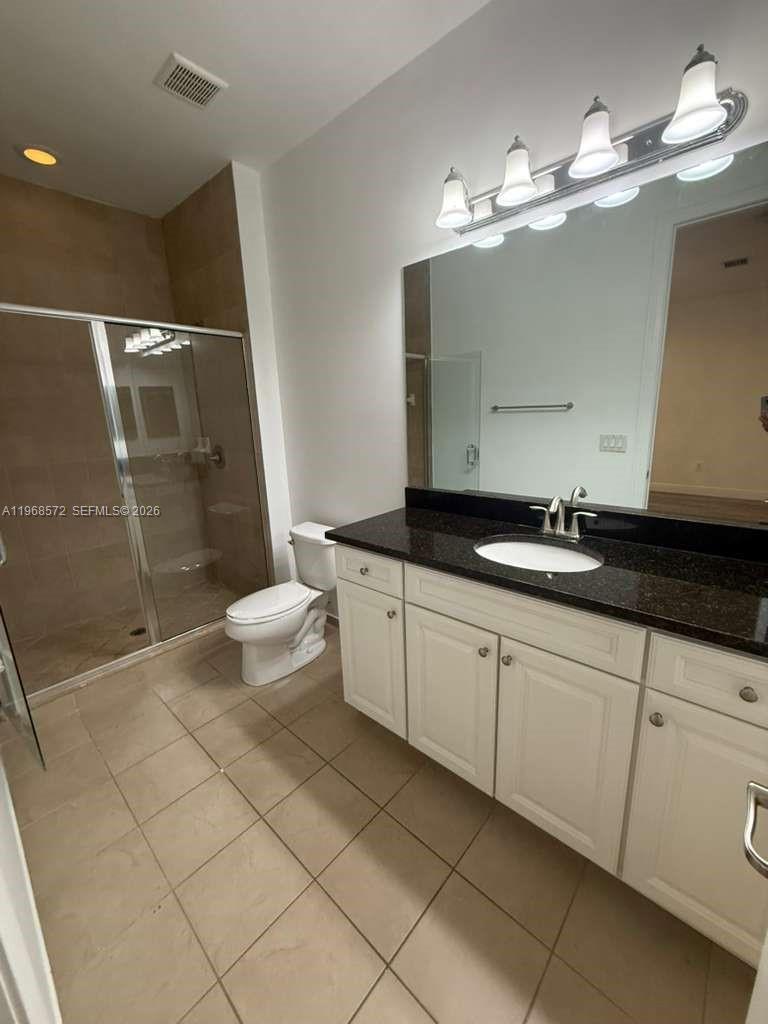 DORAL BREEZE - Residential