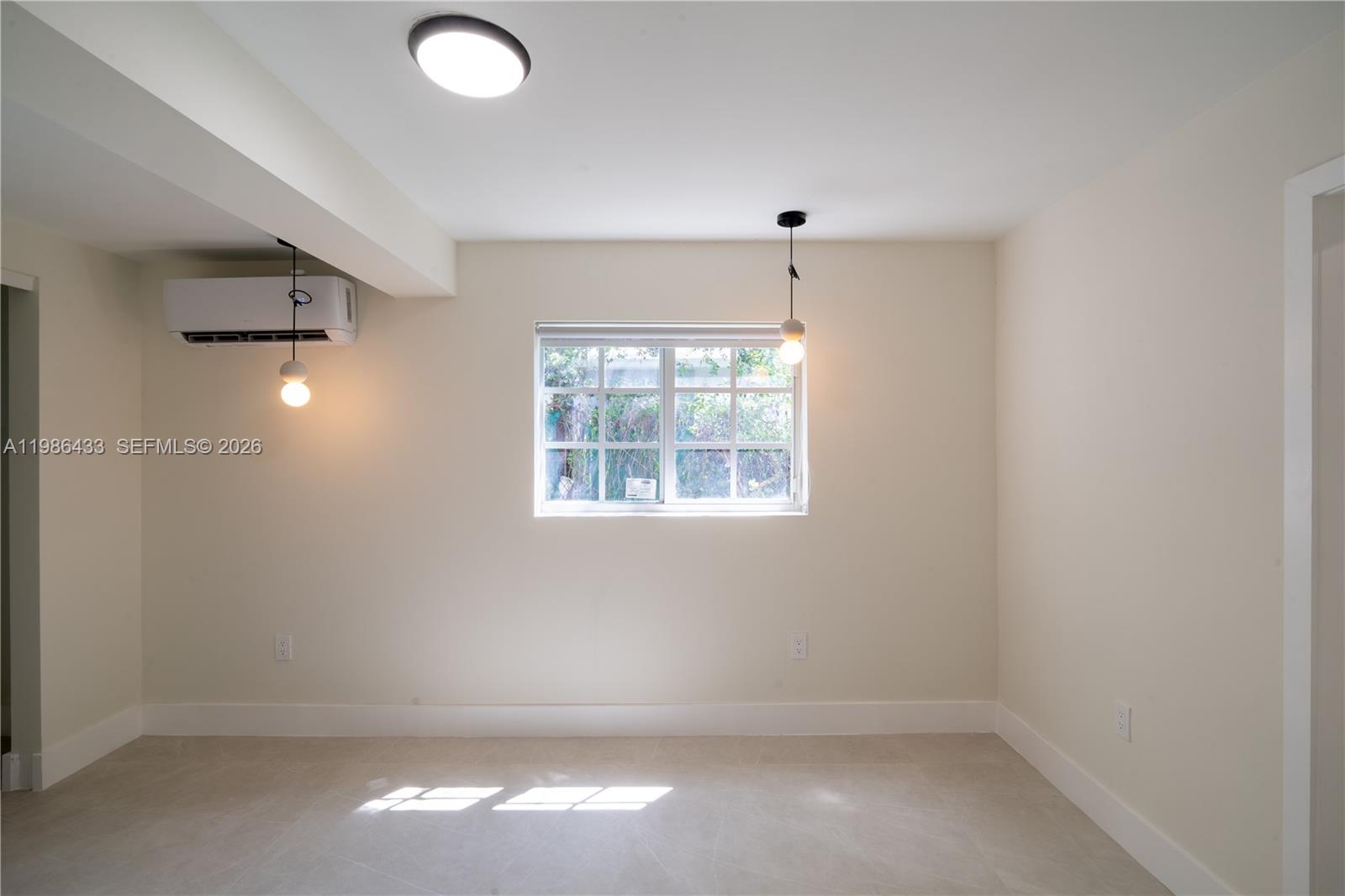 W MIAMI SHORES SEC B - Residential