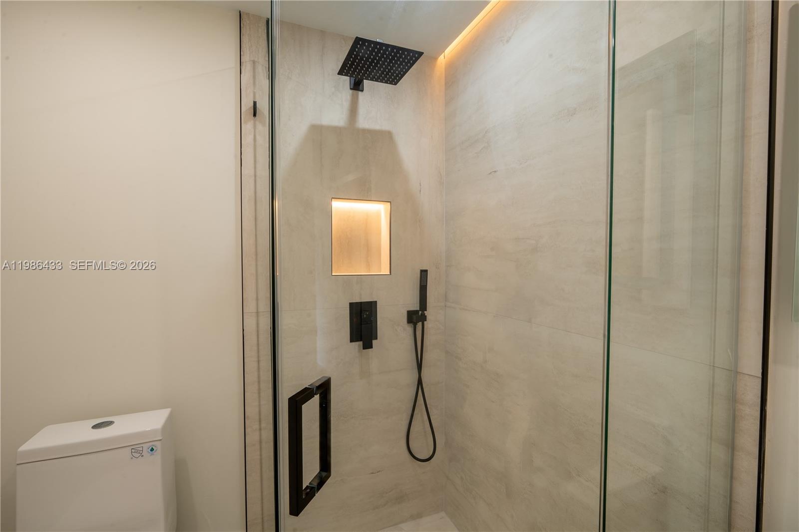 W MIAMI SHORES SEC B - Residential