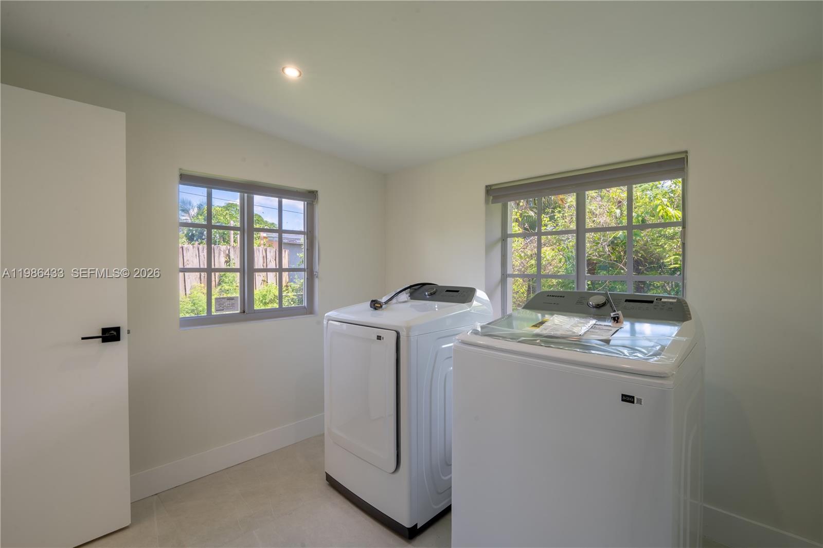 W MIAMI SHORES SEC B - Residential