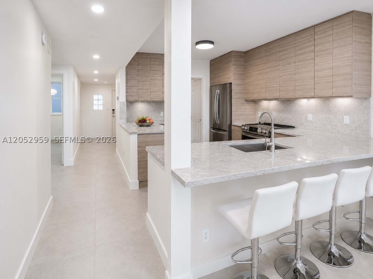 17050 N Bay Rd 1102