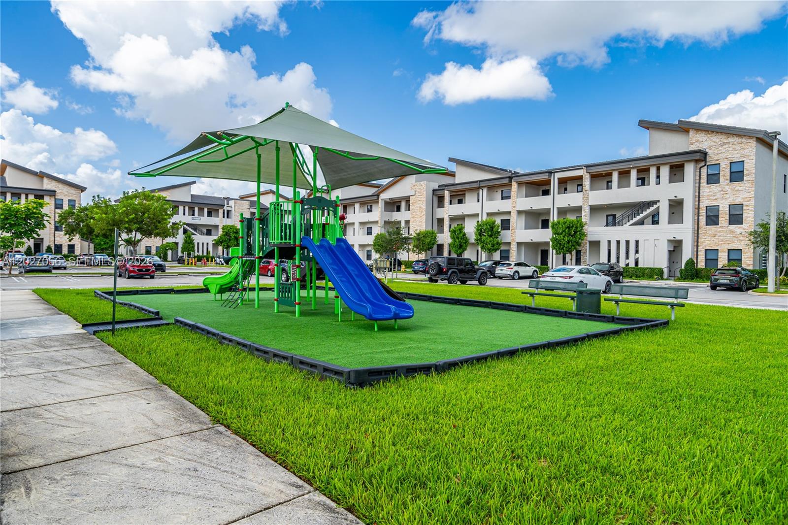 APEX AT PARK CENTRAL CONDO - Residential