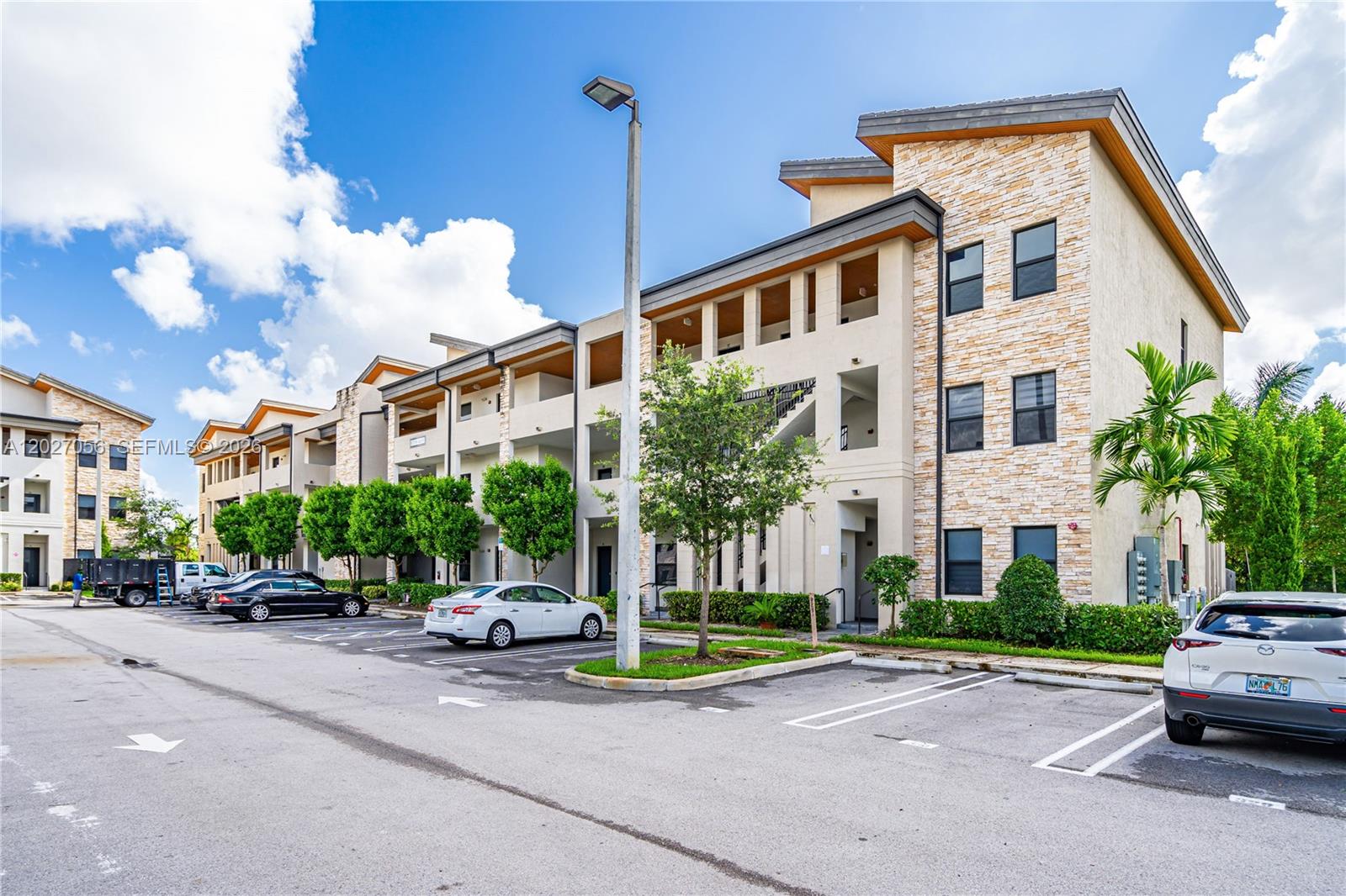 APEX AT PARK CENTRAL CONDO - Residential