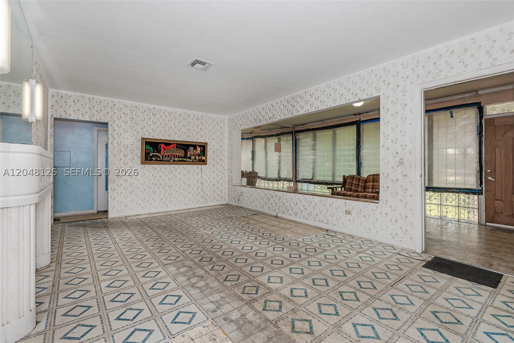 245 NE 48th St