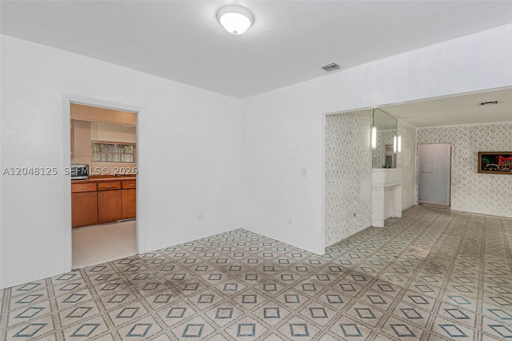 245 NE 48th St